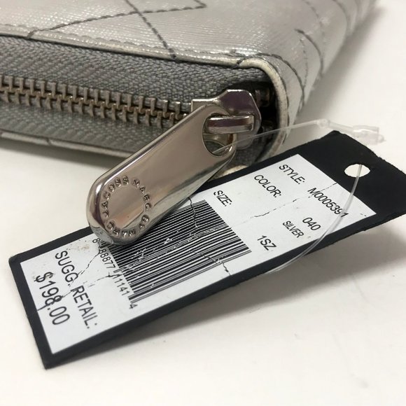 Marc by Marc Jacobs Silver Leather Wallet - Picture 2 of 6
